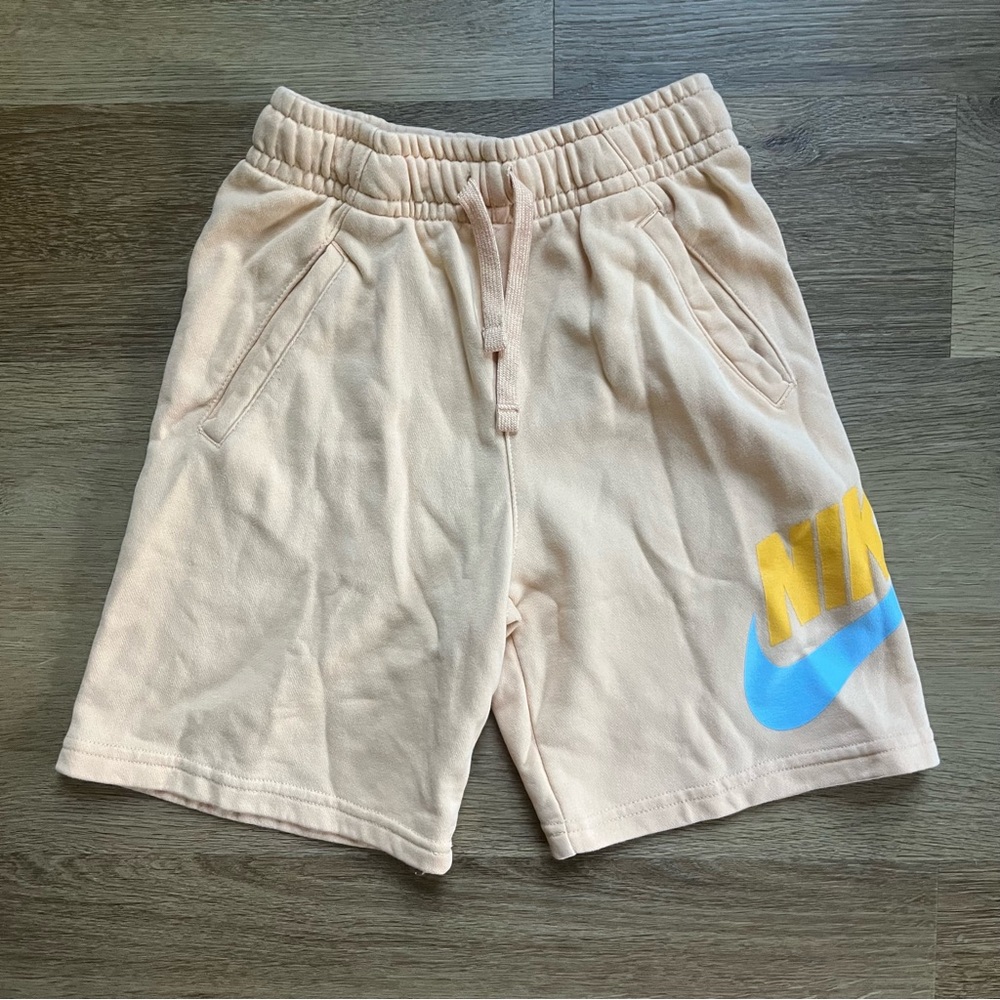 Nike Boys Peach Pastel Sweat Shorts Side Swoosh Boy’s Medium Yellow Blue